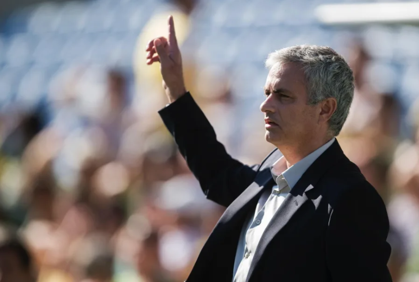  穆里尼奥炮轰裁判,罗马战平遭罚分  